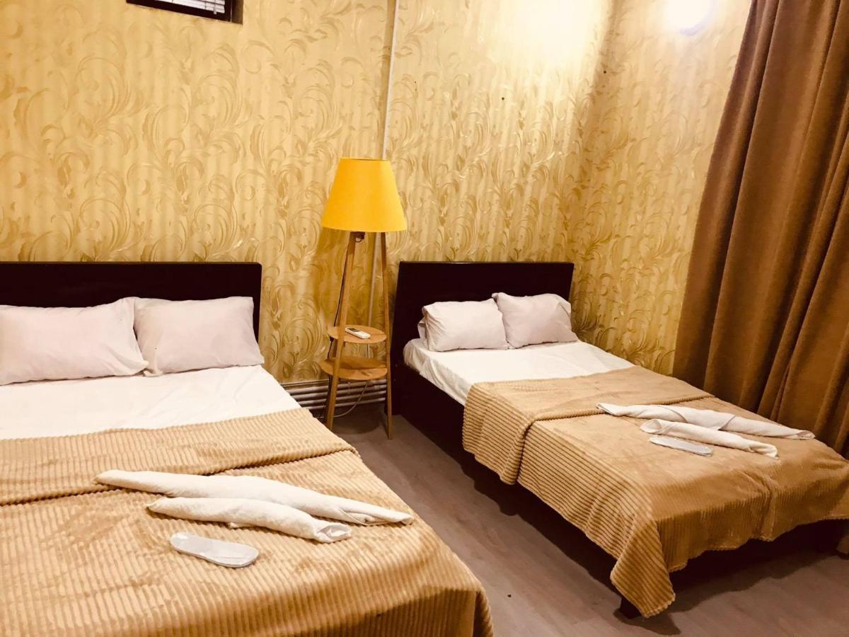 Rostus Hotel Tbilisi Luaran gambar