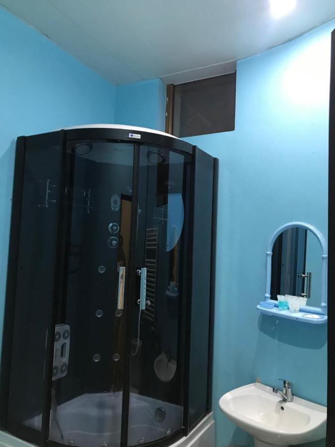 Rostus Hotel Tbilisi Luaran gambar