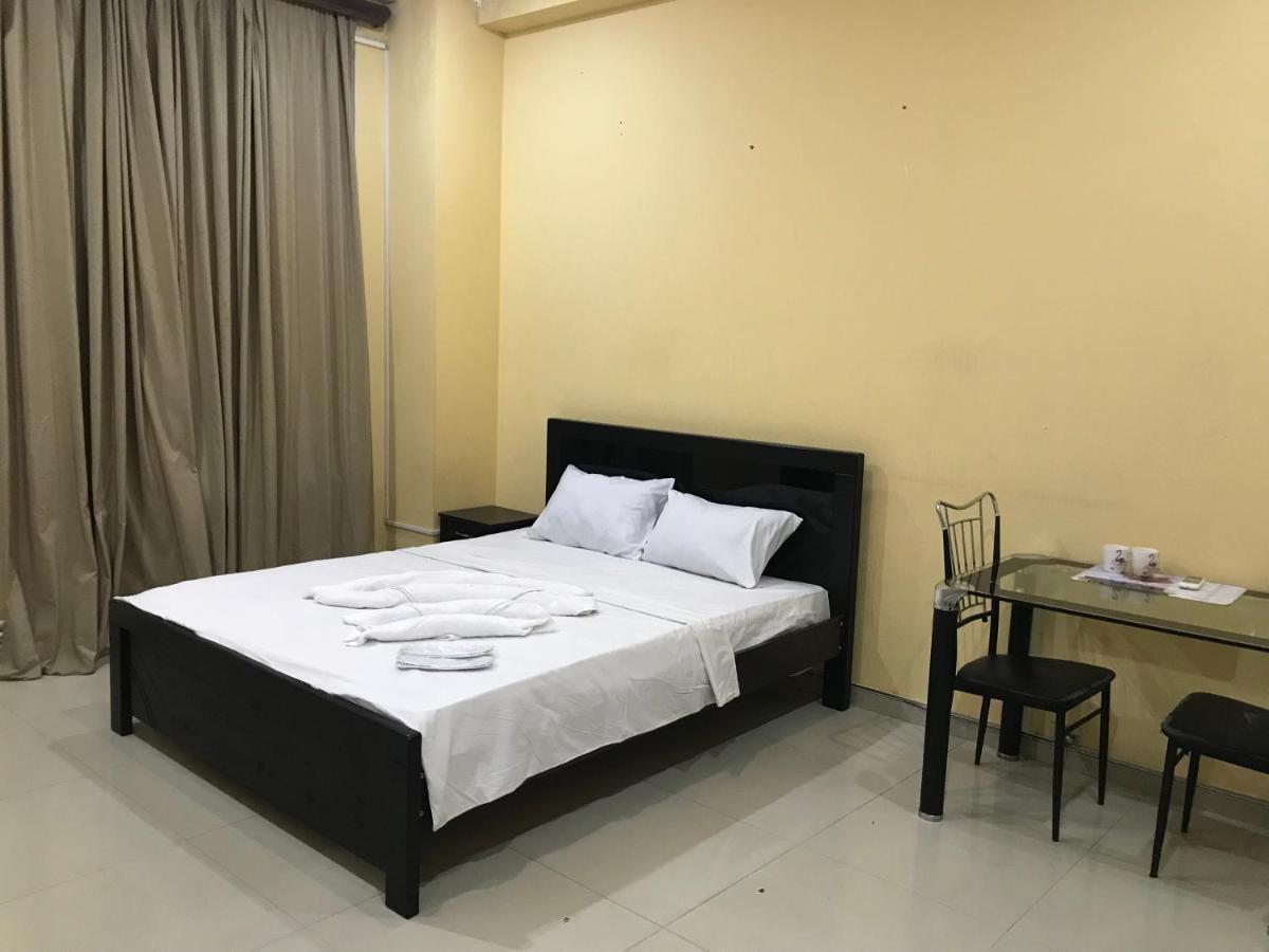 Rostus Hotel Tbilisi Luaran gambar