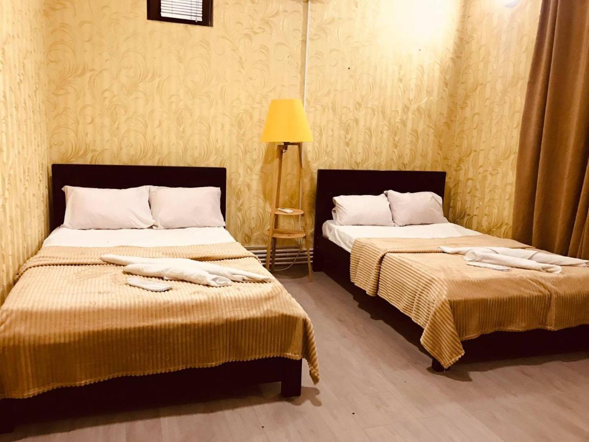 Rostus Hotel Tbilisi Luaran gambar